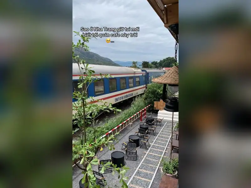 Railway café, photo 7