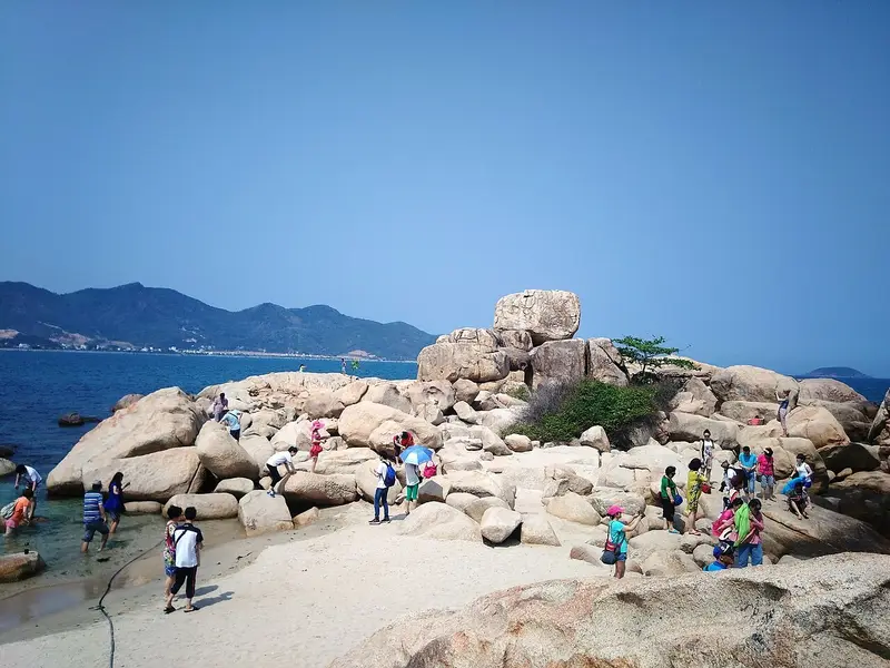 Hon Chong rocks, photo 6