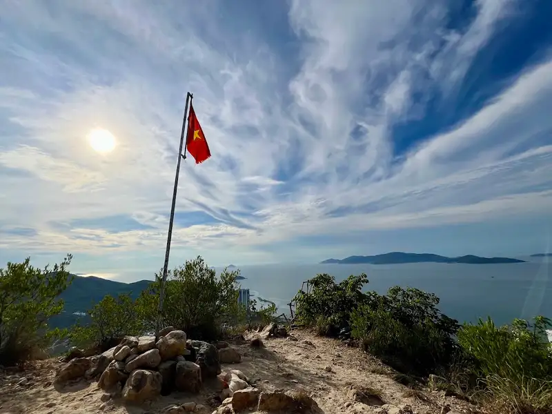 Co Tien mountain peak, photo 8